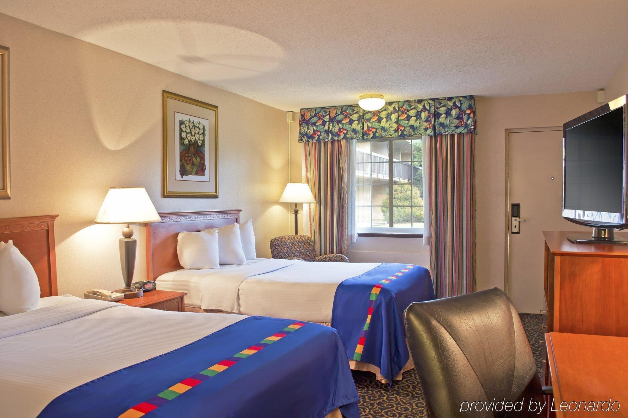 Park Inn By Radisson Harrisburg West Меканиксбърг Стая снимка