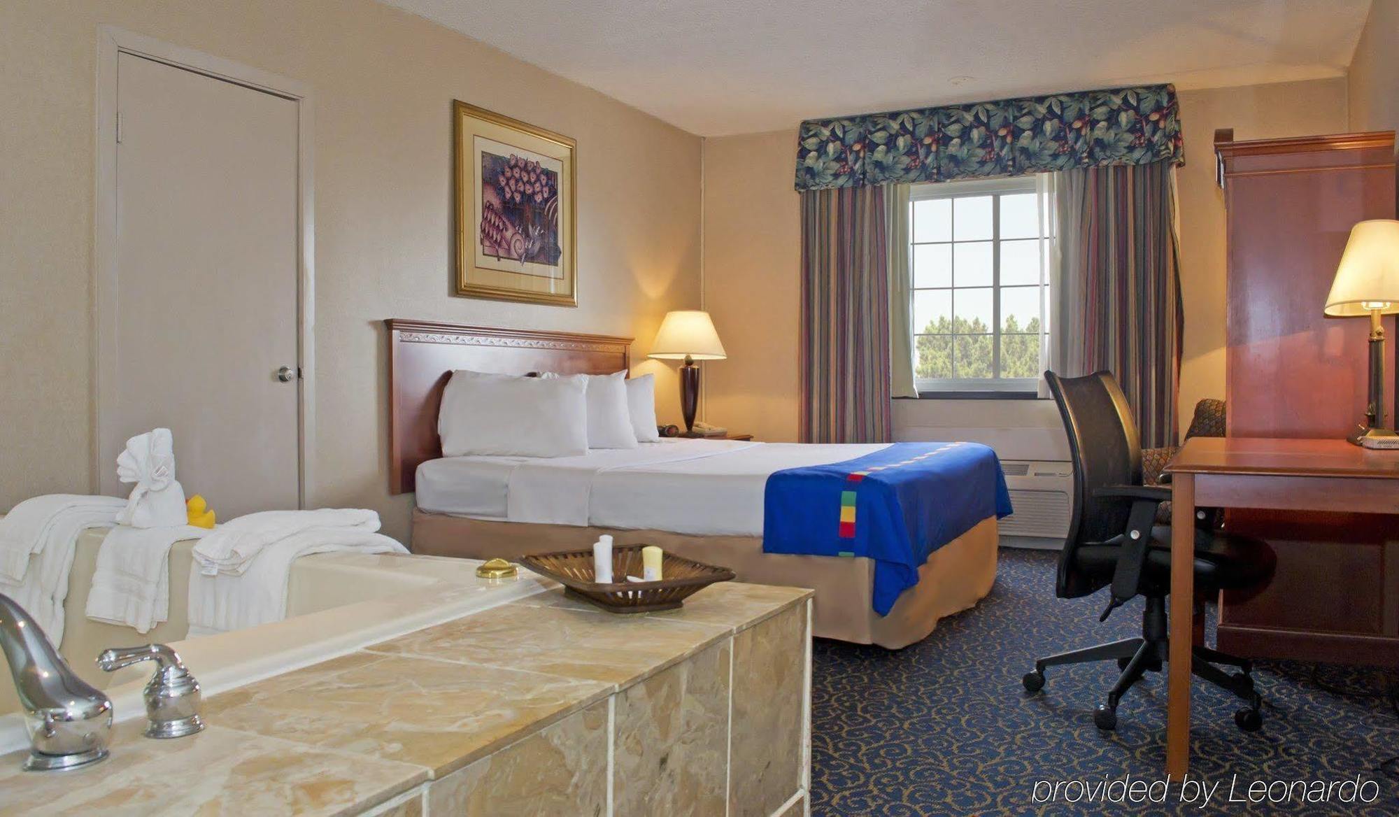 Park Inn By Radisson Harrisburg West Меканиксбърг Екстериор снимка